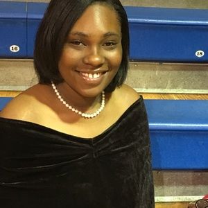 Meet your Posher, Alexus